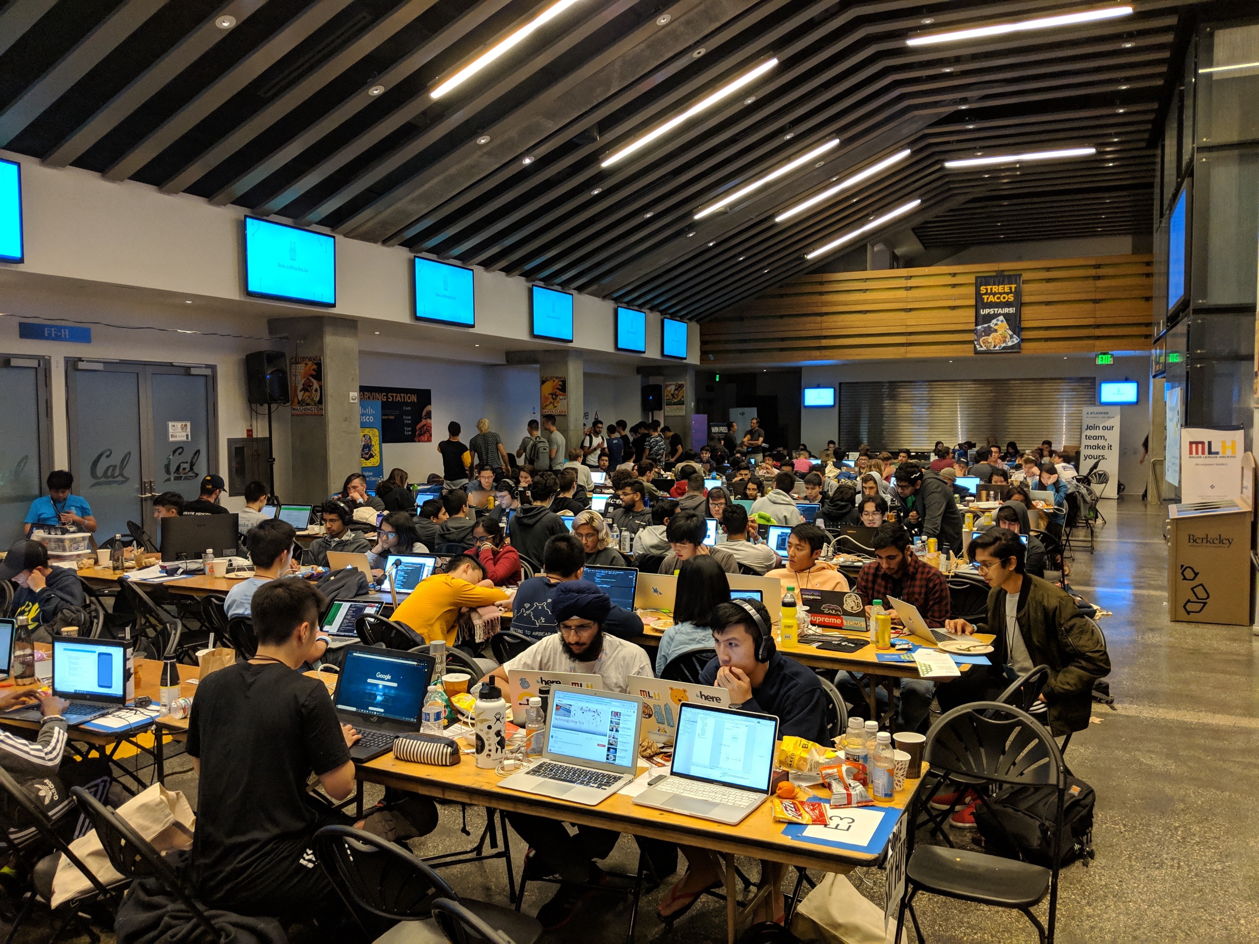 Cal Hacks 5.0, Cal Memorial Stadium