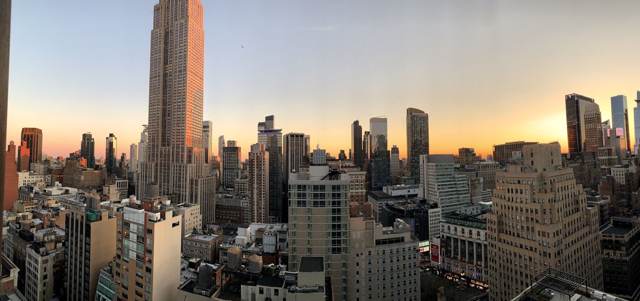Southward view at sunset from Midtown Manhattan